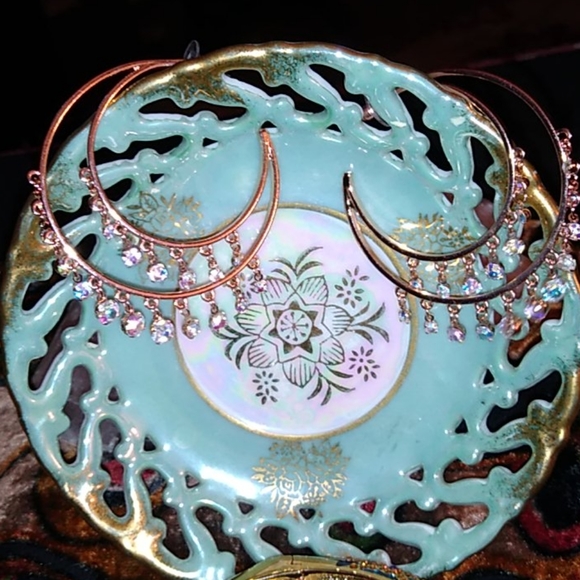 Earrings - Picture 2 of 3